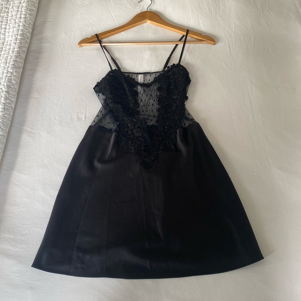 flora nikrooz showstopper chemise